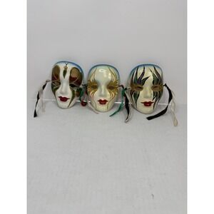 VTG 4" Mardi Gras Porcelain Ceramic Painted Face Mask Wall Hanging Lot Of 3 90s